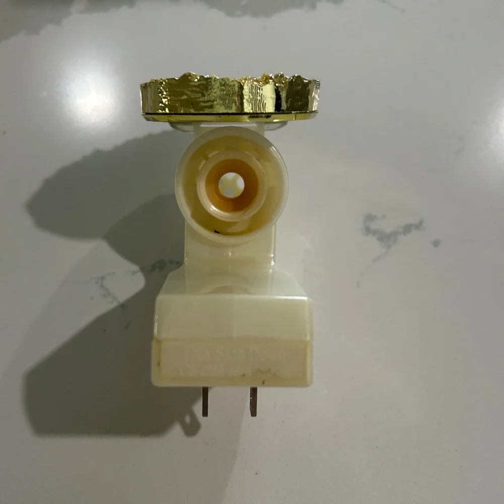 Bath & Body Works Geode Wallflowers Plug-In - Picture 6 of 7